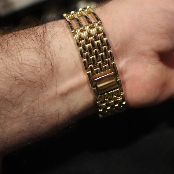 Renaissance Gold Watch - Picture 7 of 10